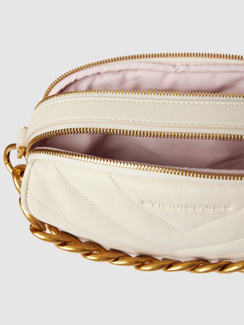 Umhängetasche mit Steppnähten in offwhite