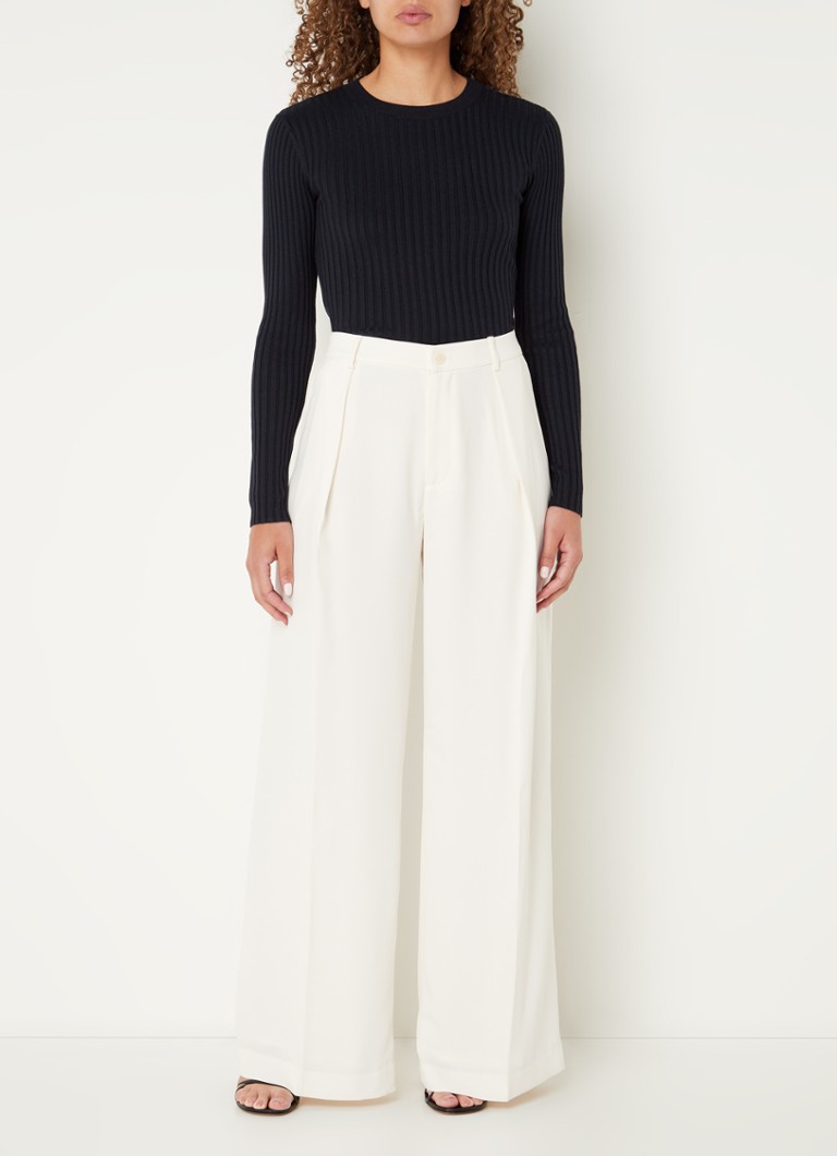 Pantaloni Ralph Lauren cu talie înaltă, lațime pe picioare, buzunare laterale și cute pronunțate.