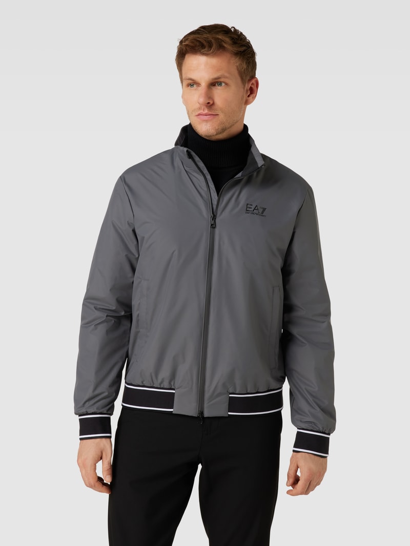 Blouson mit Stehkragen und Zweiwege-Reißverschluss in silber