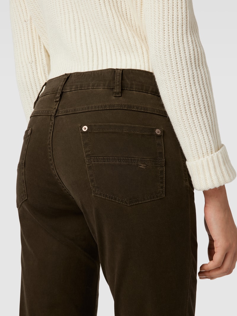 Comfort Fit Jeans im 5-Pocket-Design Modell 'GRETA' in olivgrün