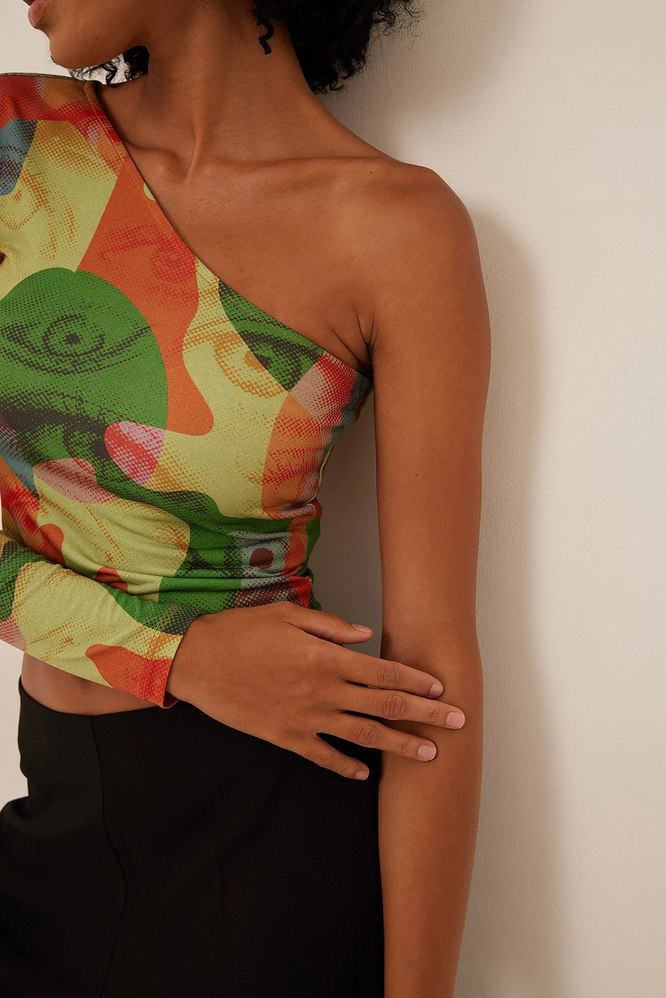 Bedrucktes One-Shoulder-Top