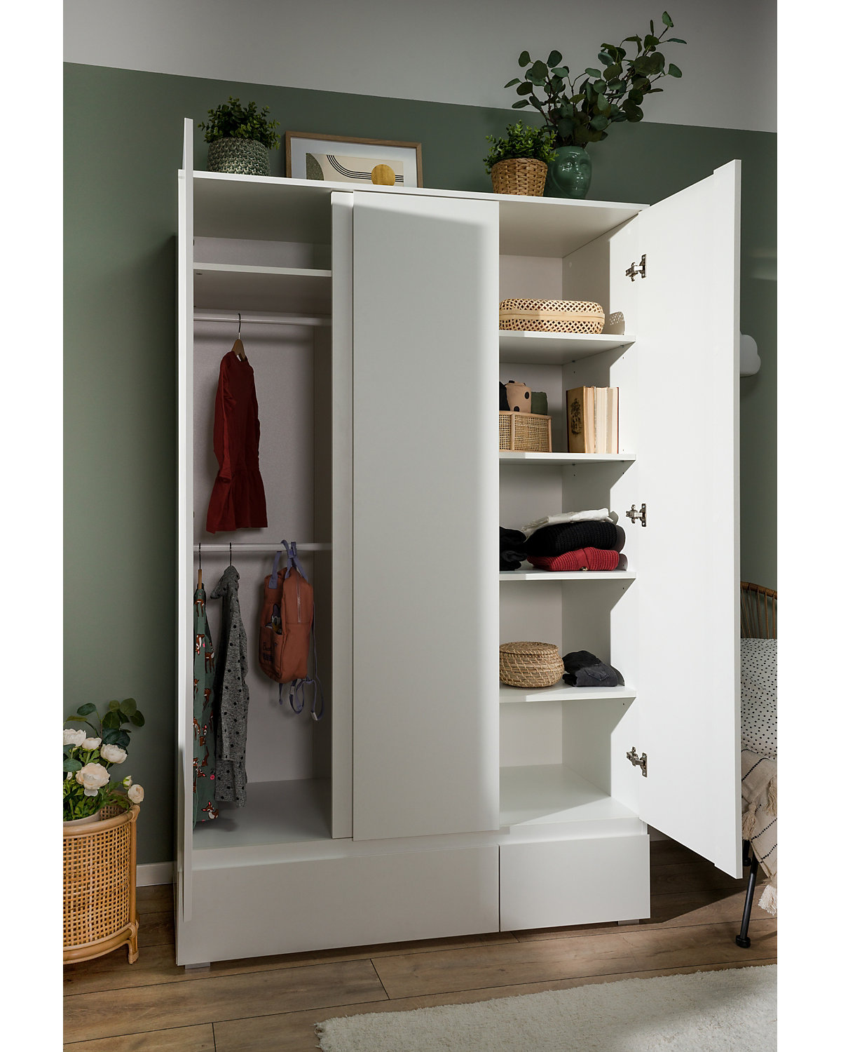 Kleiderschrank 