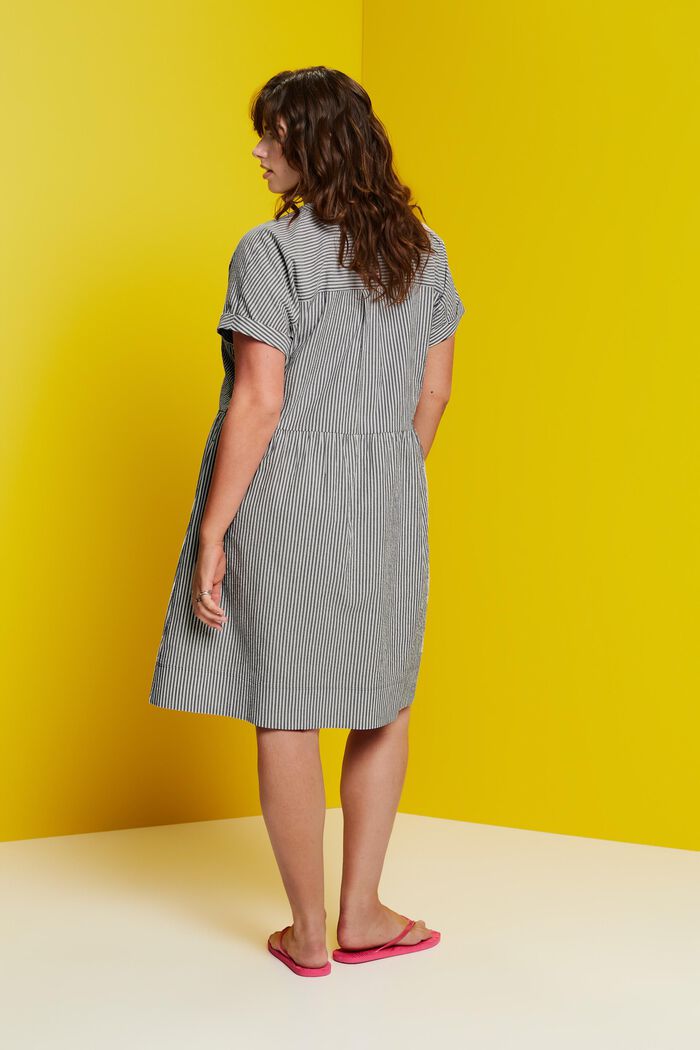 CURVY Seersucker-Kleid 100 % Baumwolle