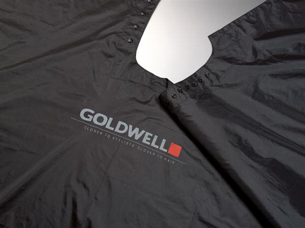 Goldwell Schneide & Färbeumhang