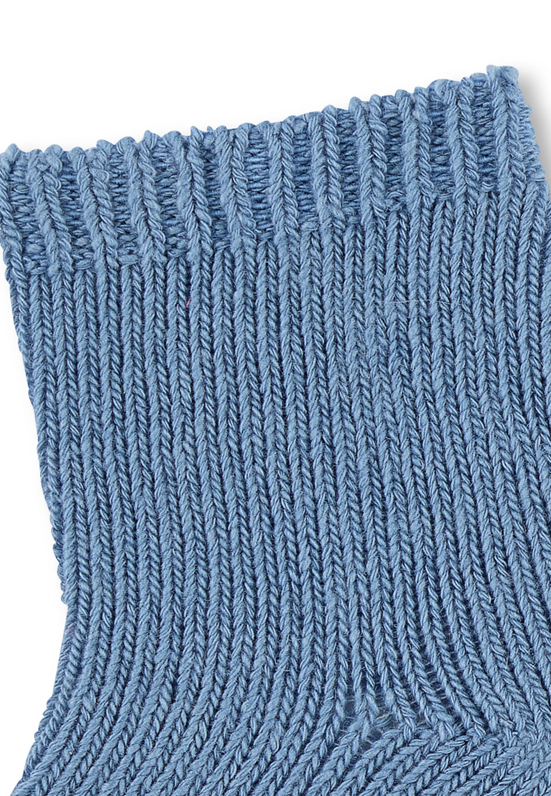 Socken aus Wolle in verschiedenen Farben