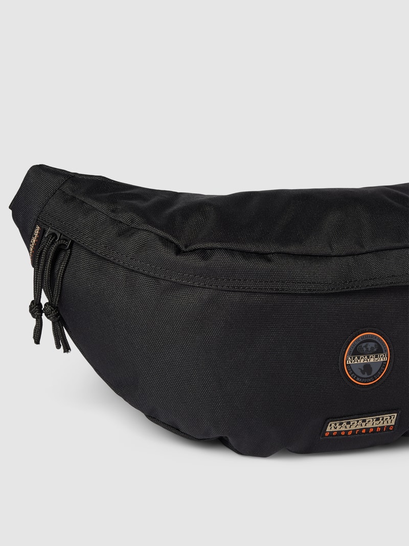 Bauchtasche mit Label-Patch in schwarz