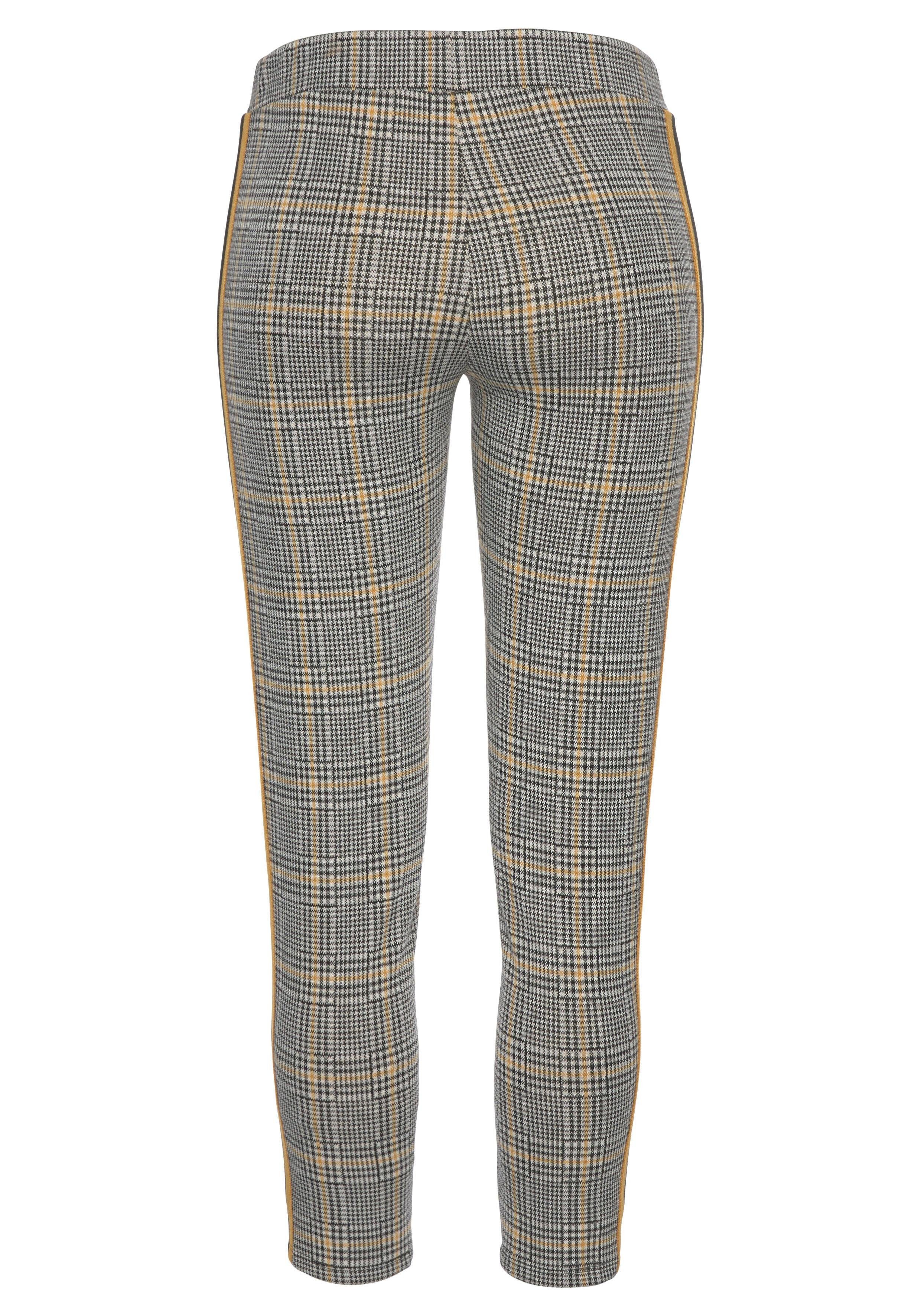 Bench. 7/8-Leggings mit Kontrastfarben seitlichem Tape