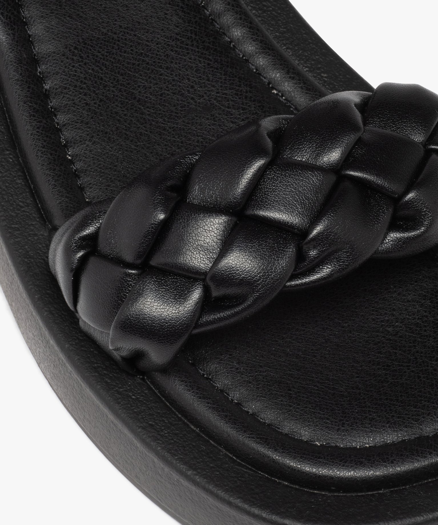 Sandales femme plateforme à brides tressées unies noir | GEMO