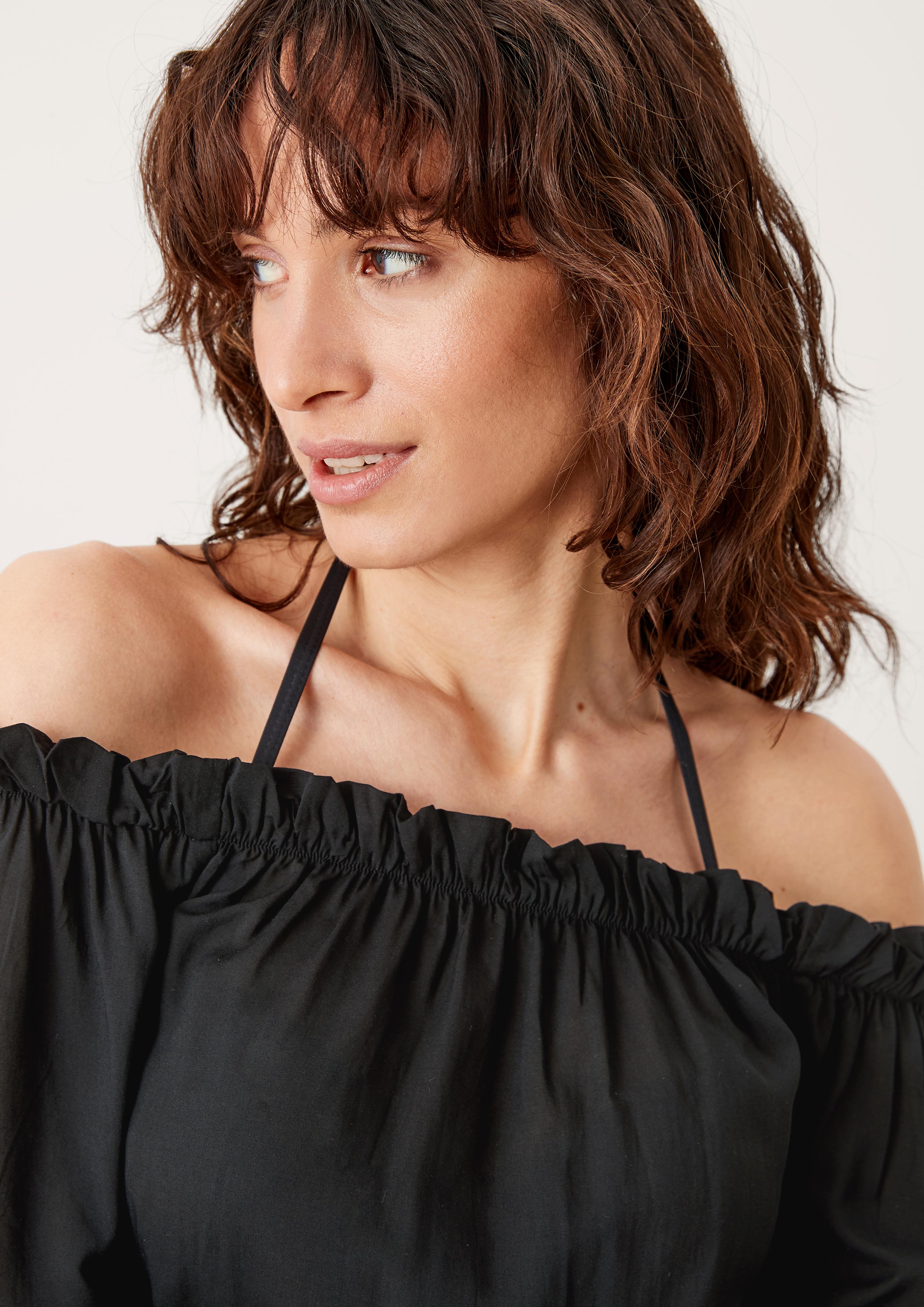 Kurze Carmenbluse für den Strand  6005435-9999