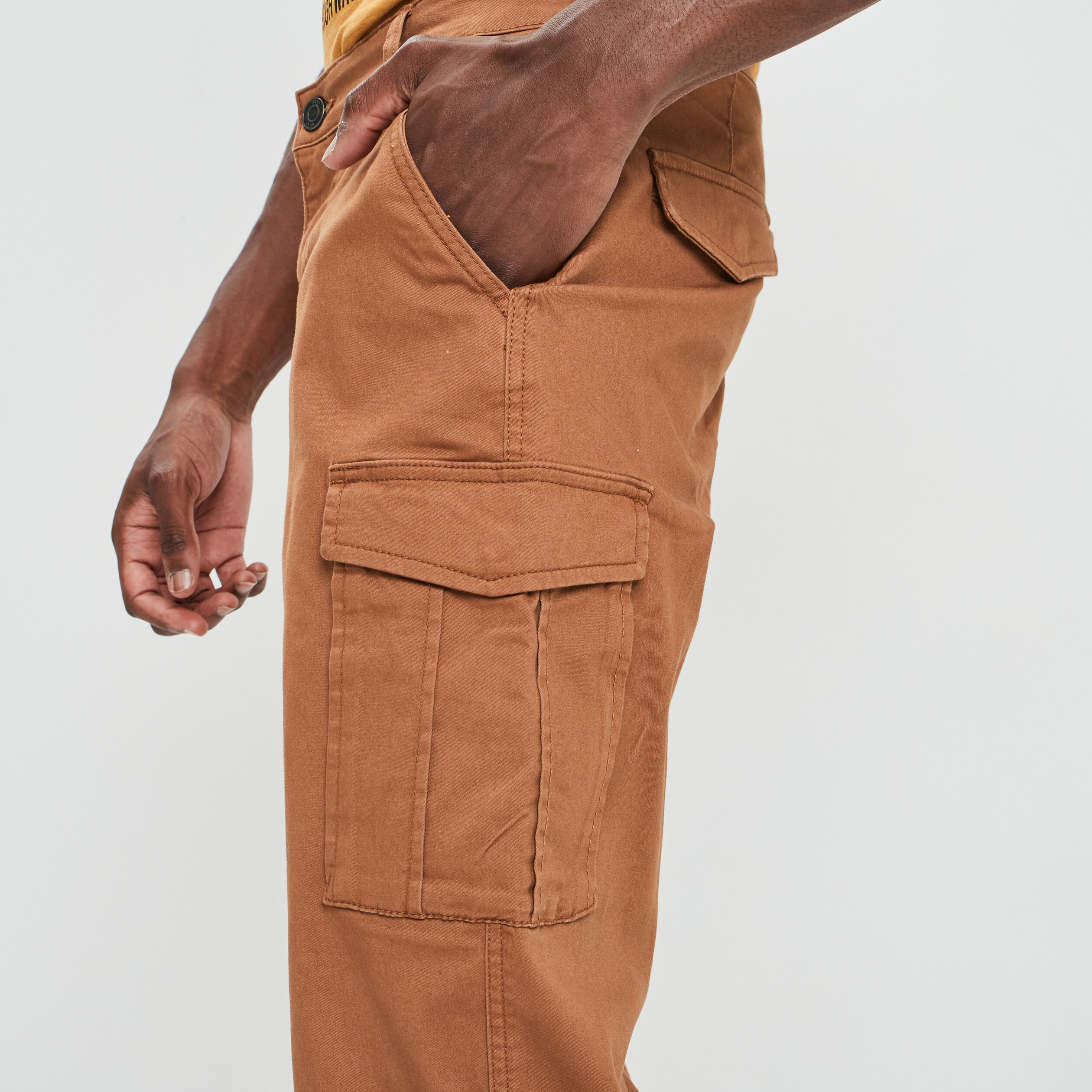 Pantalon cargo camel homme | La Halle