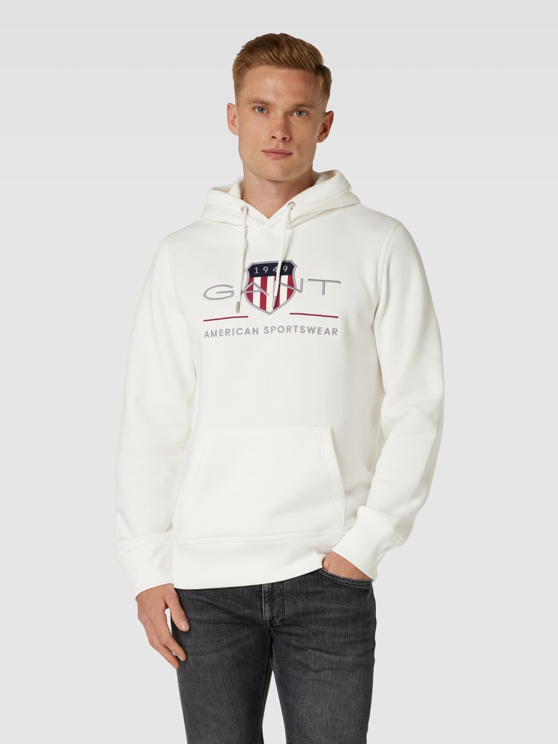 Hoodie mit Label-Stitching Modell 'ARCHIVE SHIELD' in offwhite
