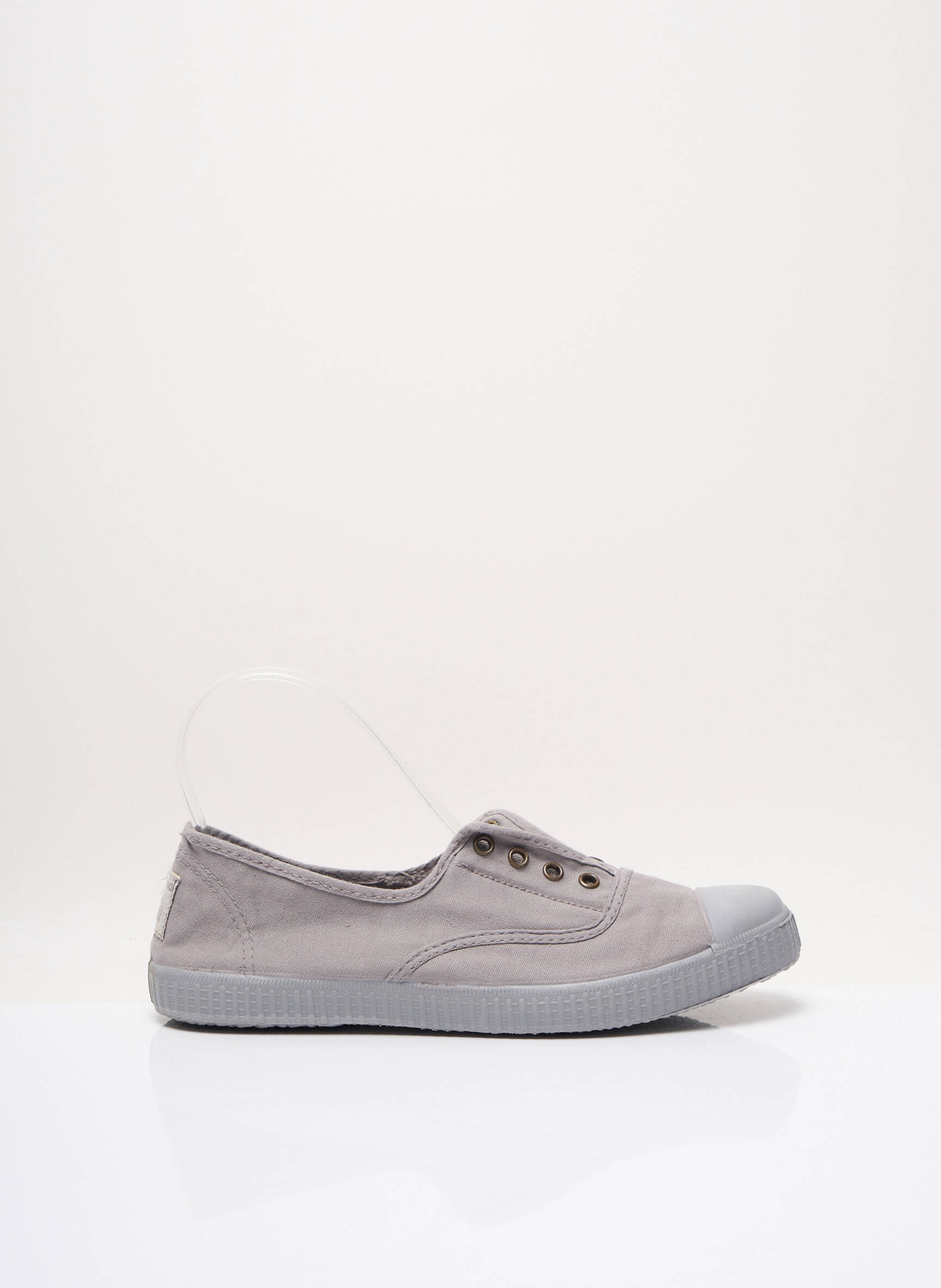 Victoria Baskets Femme couleur gris