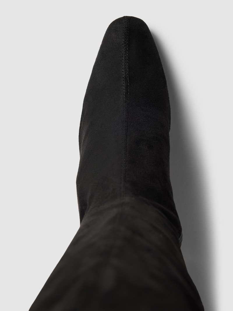 Stiefel mit strukturierter Sohle Modell 'RAPPORT' in schwarz