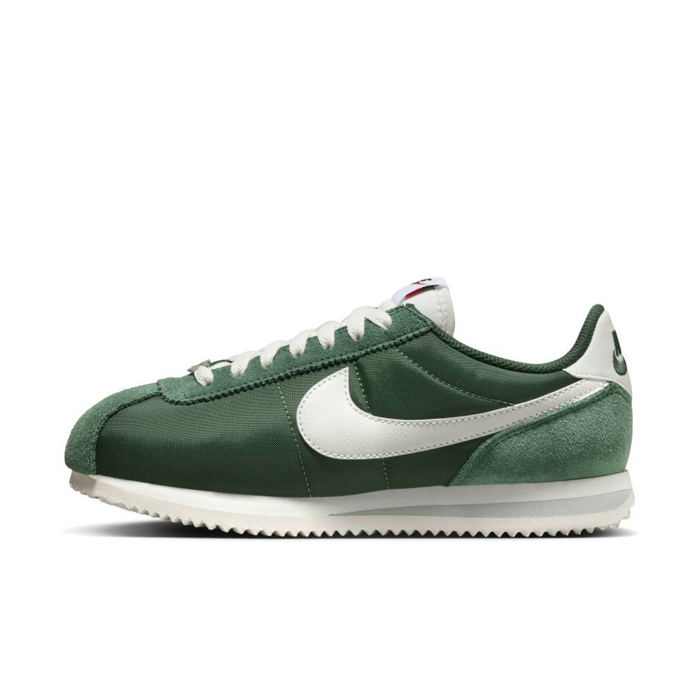 Nike Cortez DZ2795-300 / grün