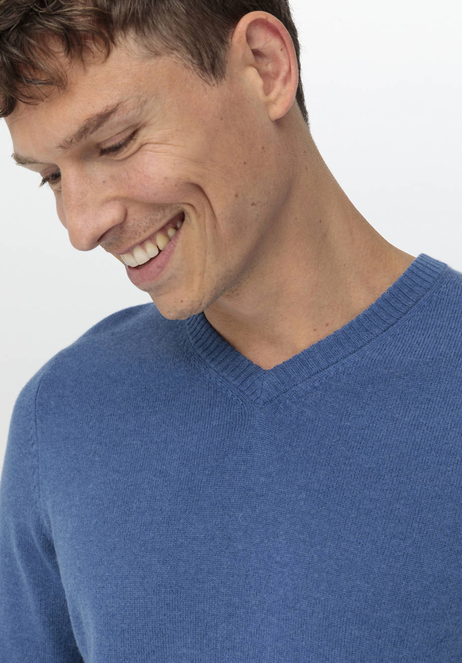 V-Pullover aus Schurwolle mit Kaschmir
