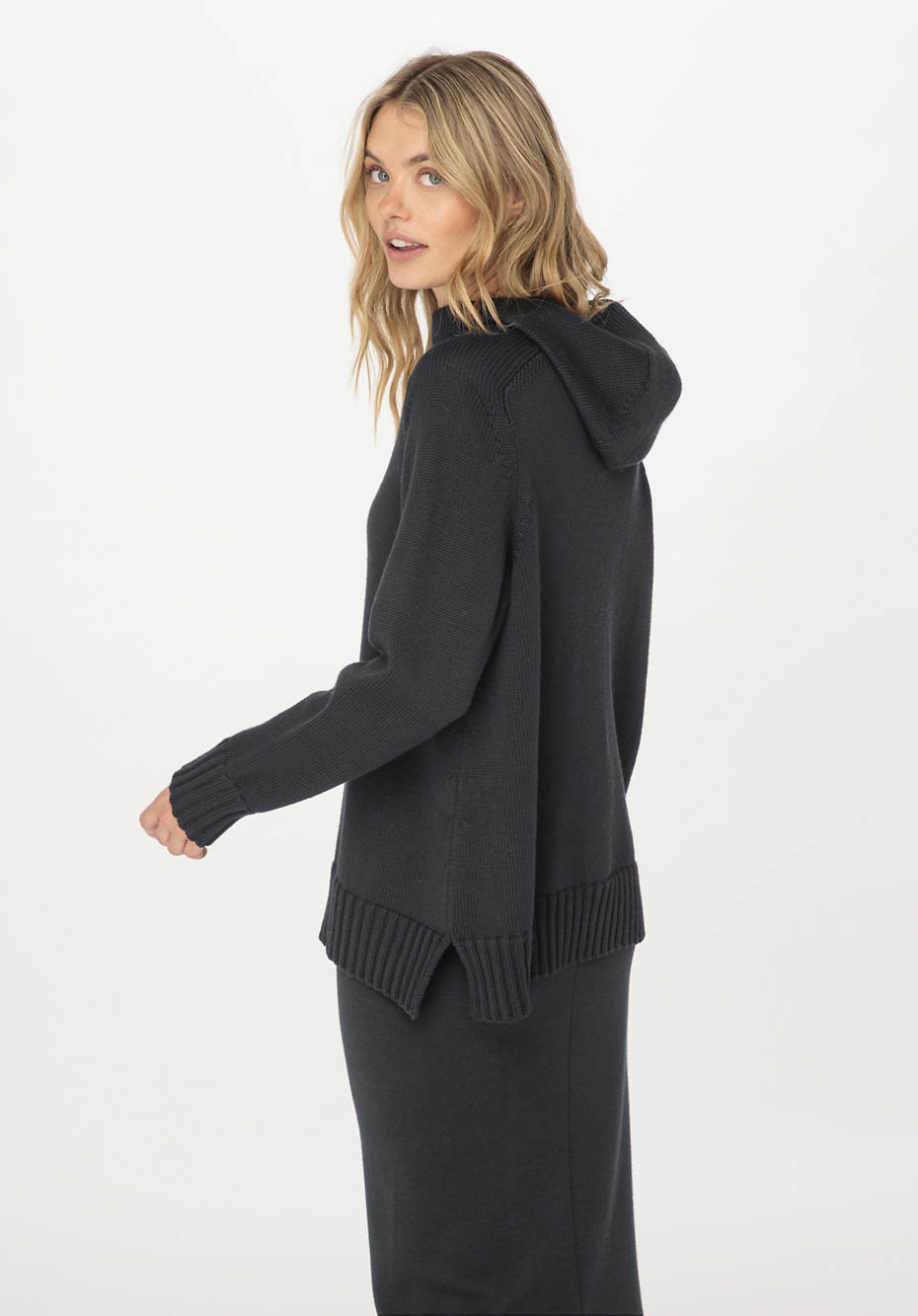 WUNDERKIND X HESSNATUR Hoodie aus reiner Bio-Merinowolle