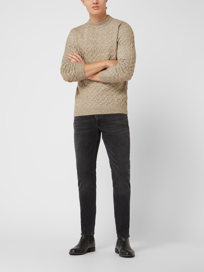 Pullover mit Zopfmuster in offwhite
