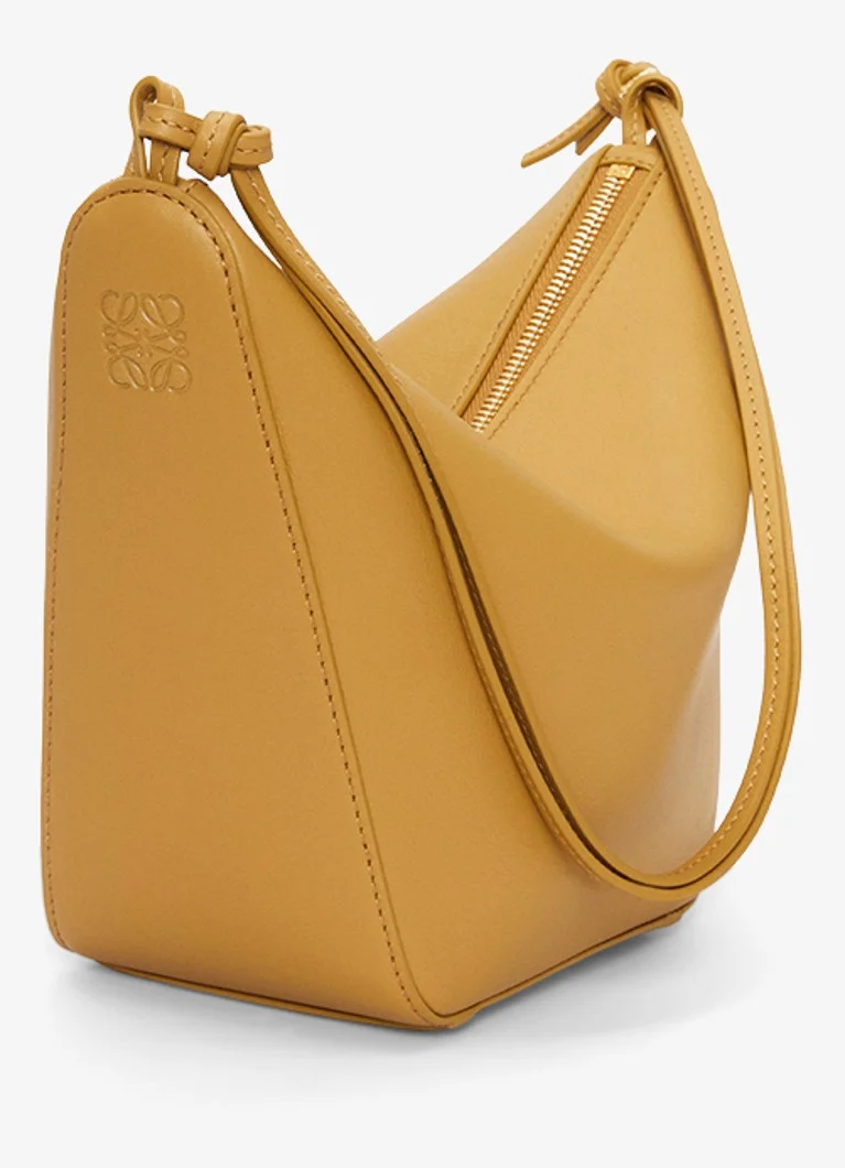 LOEWE Hammock Hobo plecu soma no teļādas