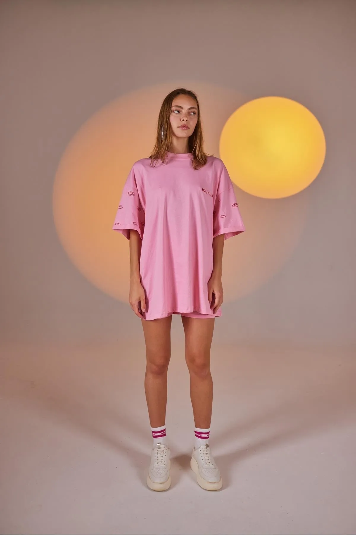 HOLLY LOLLY  Eye bedrucktes Oversize-Eye-T-Shirt-Biker-Strumpfhosen-Set in Rosa