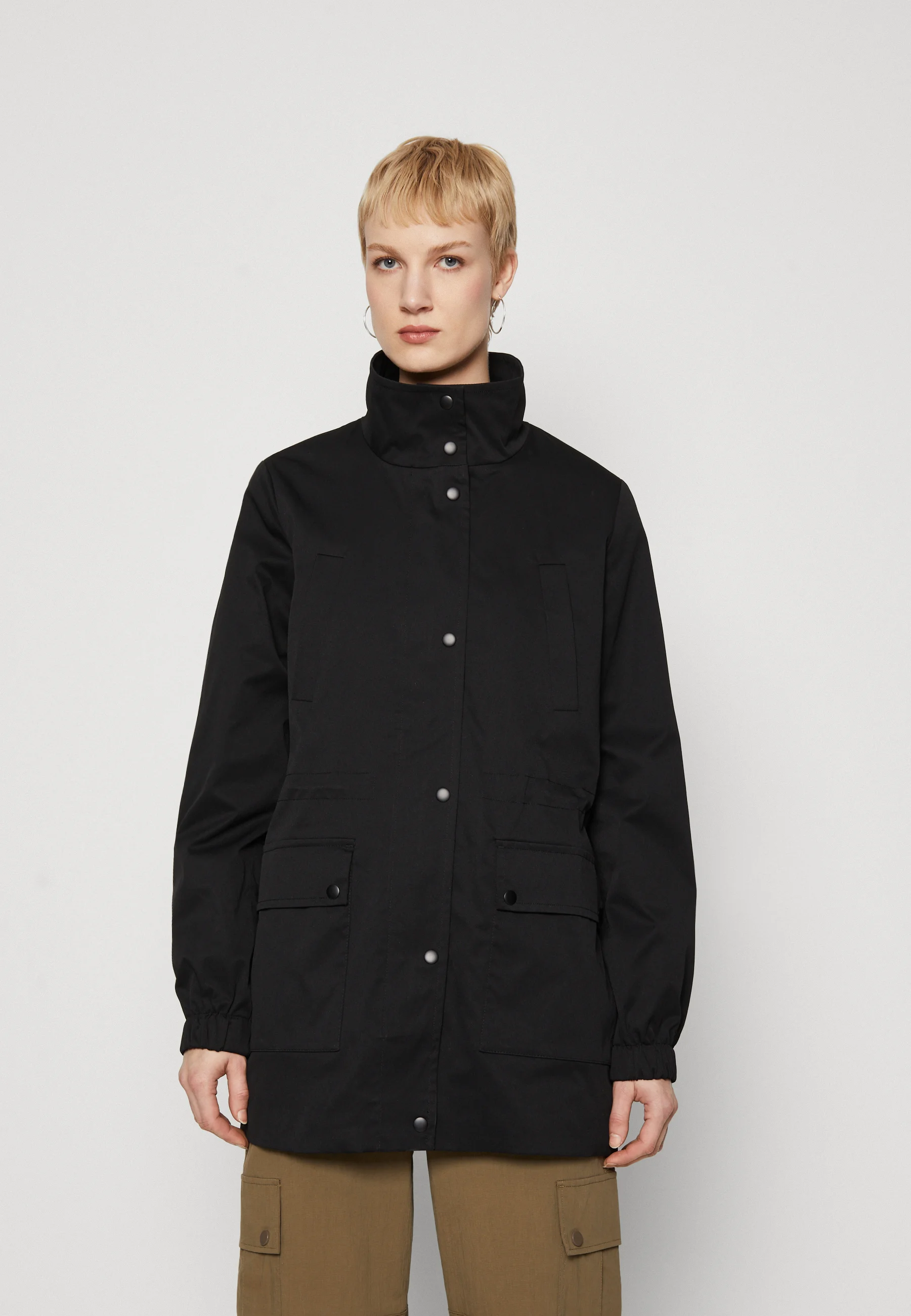 Vero Moda Tall VMCHELSEASIA - Abrigo corto