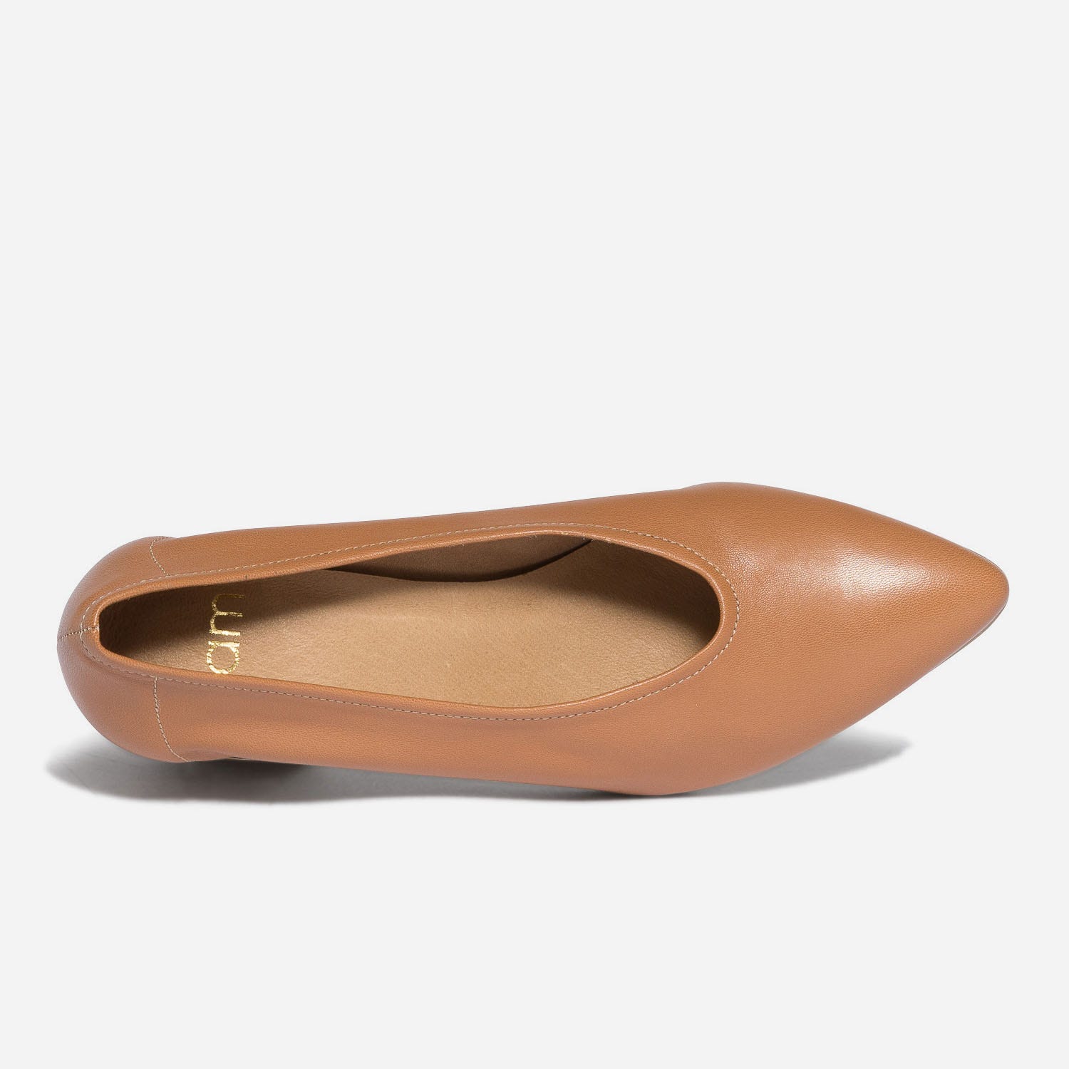 Escarpin camel en cuir à décolleté couvrant