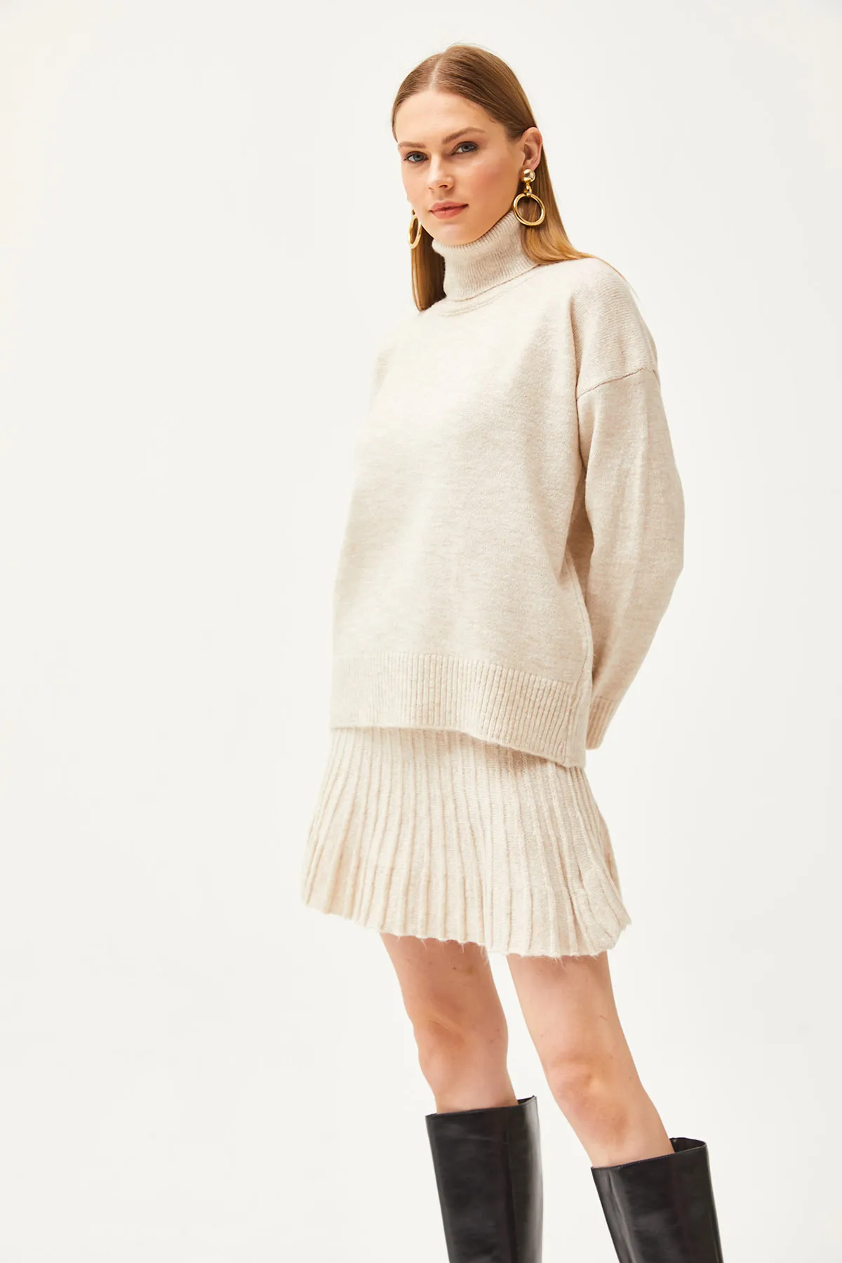 Olalook  Damen-Strickwaren-Set mit Steinoberteil, Pullover und Minirock TKM-19000260