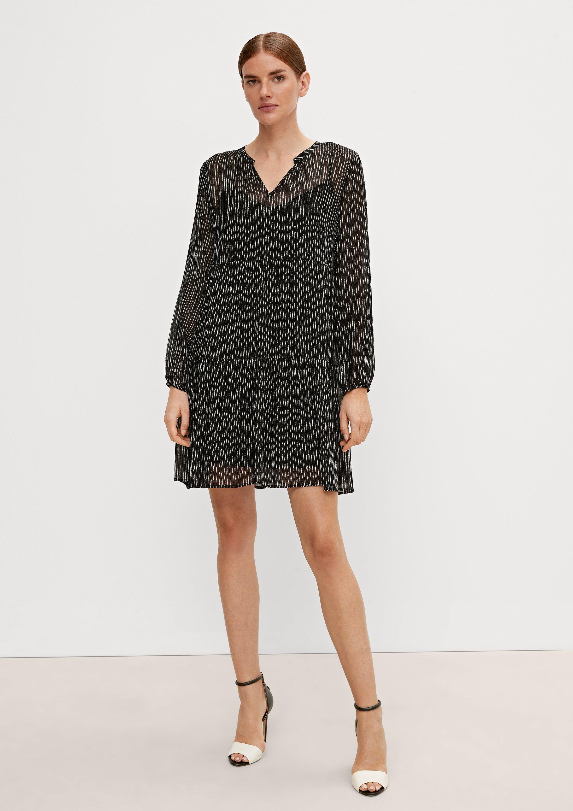 Kleid aus Viskosecrêpe - schwarz