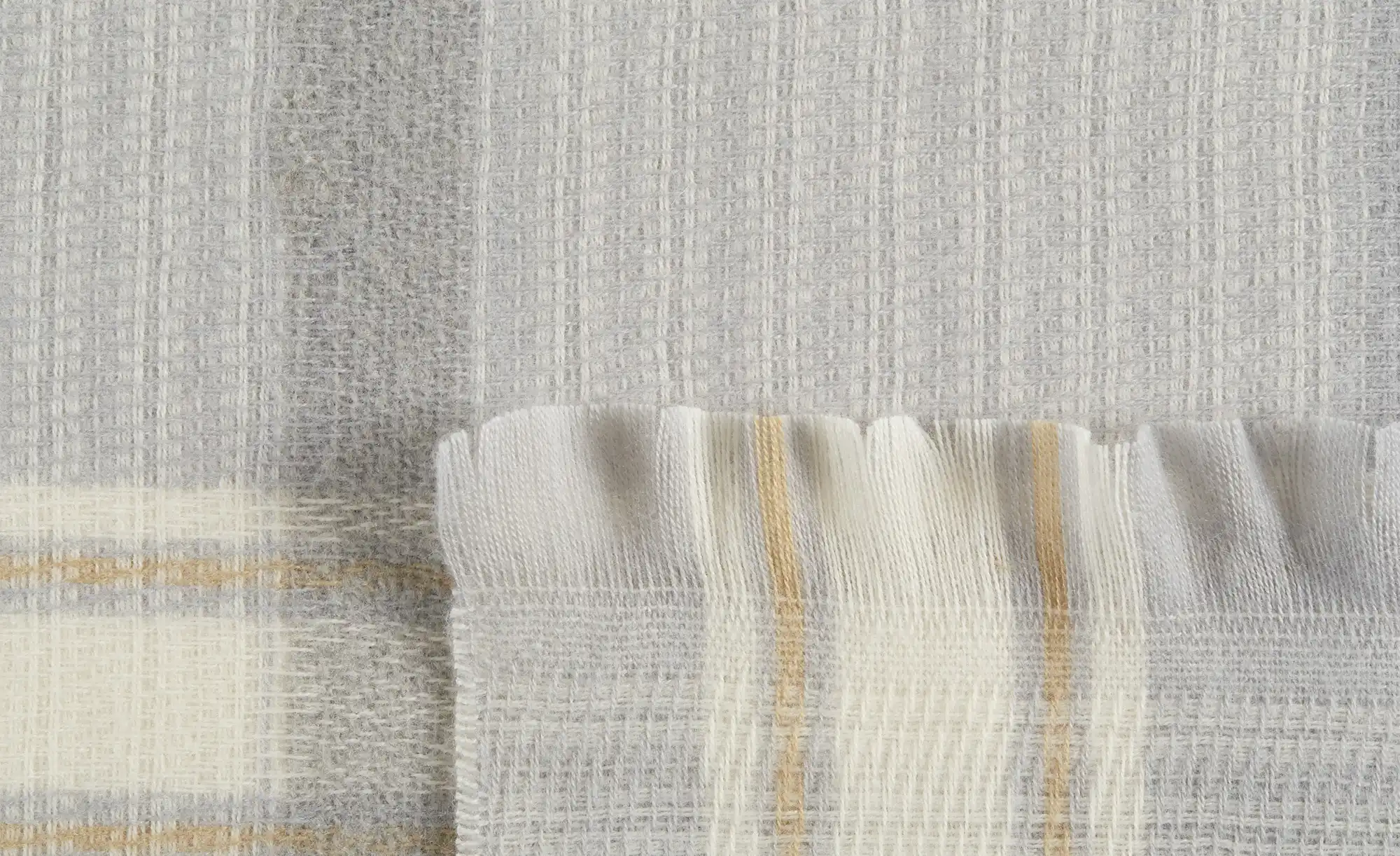 Gray & Jones Flauschdecke