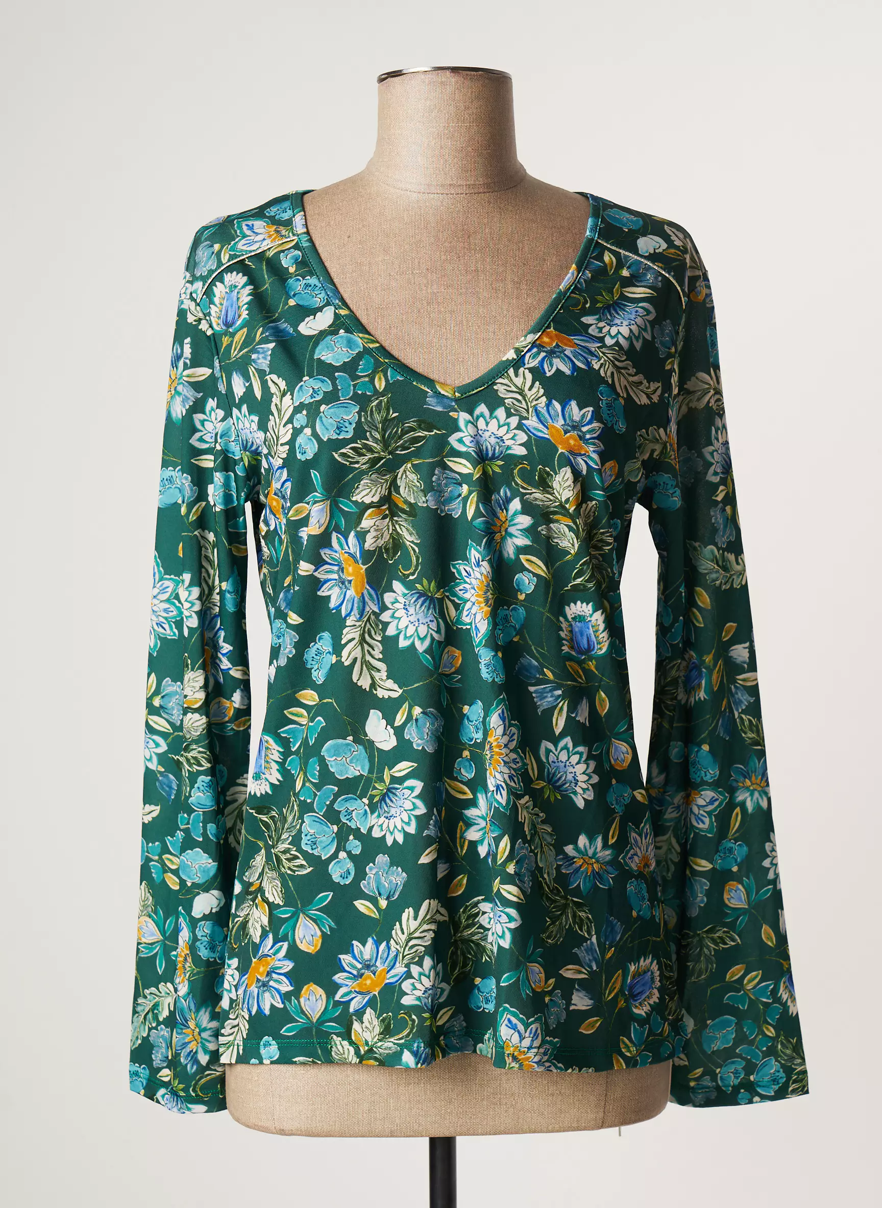 Julie Guerlande Tshirts Femme couleur vert