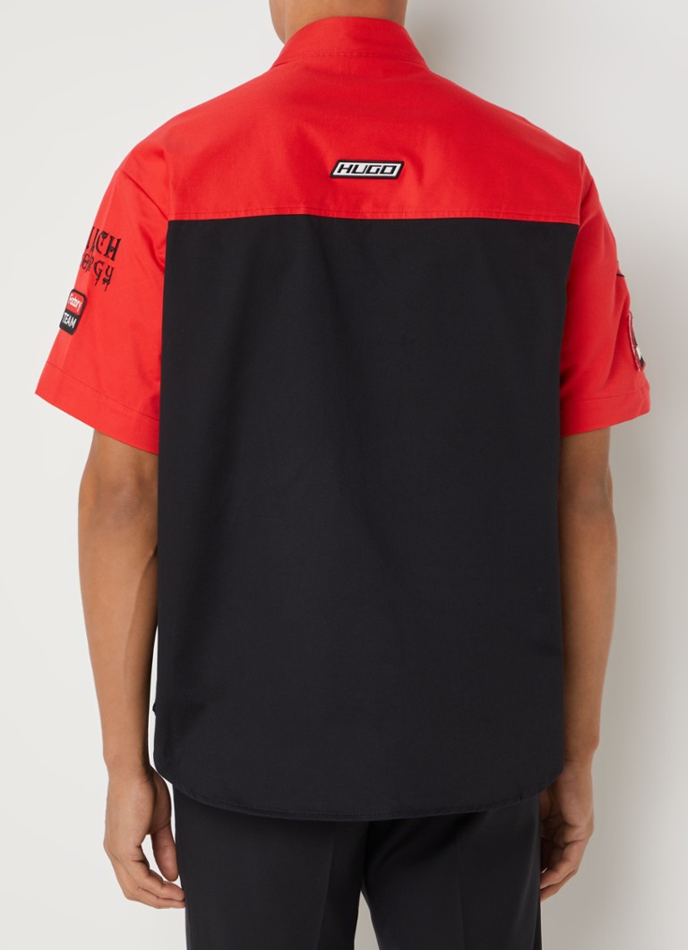 Camisa HUGO BOSS de corte regular com bordado do logotipo.