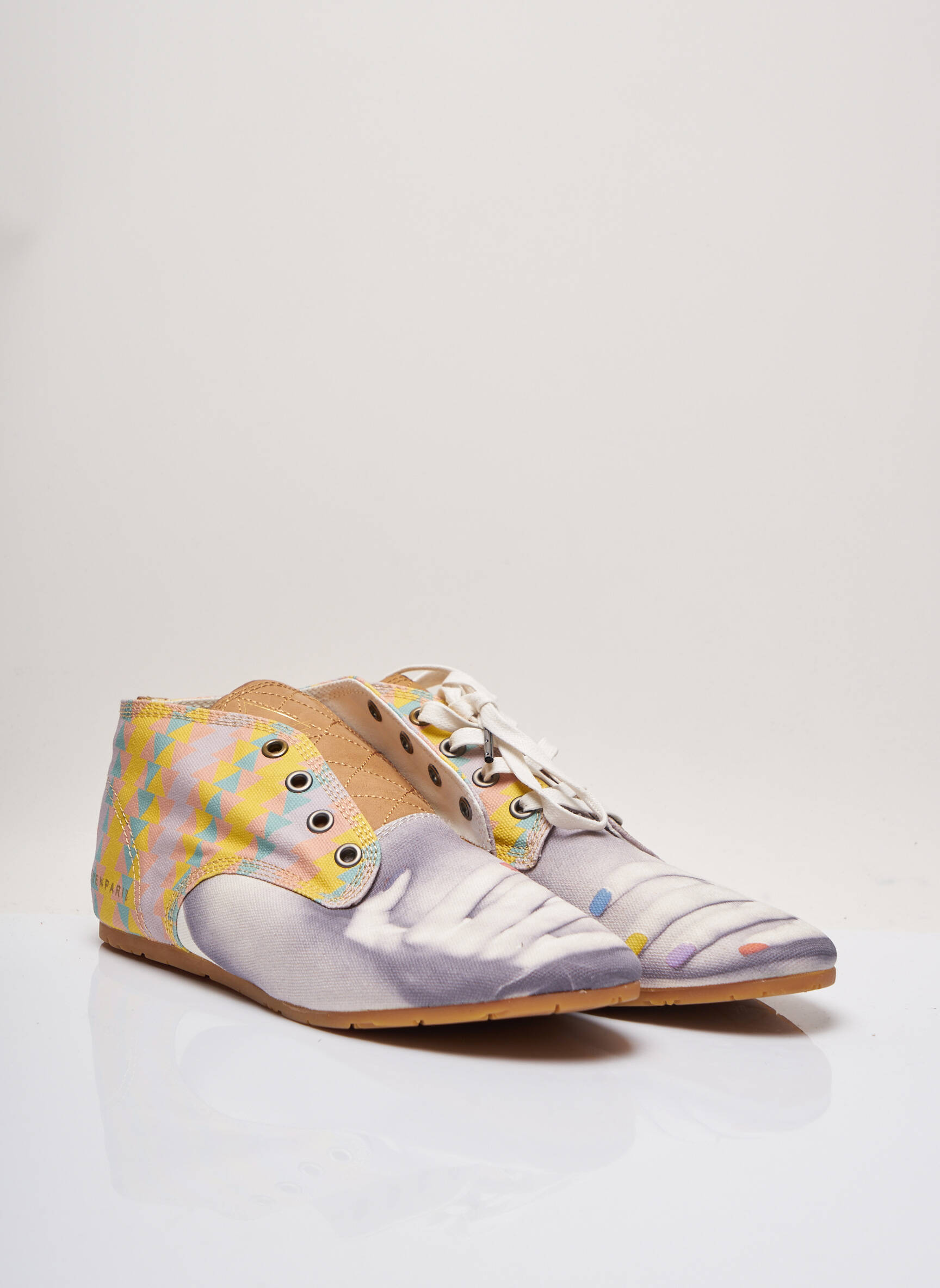 Eleven Paris Baskets Femme couleur gris