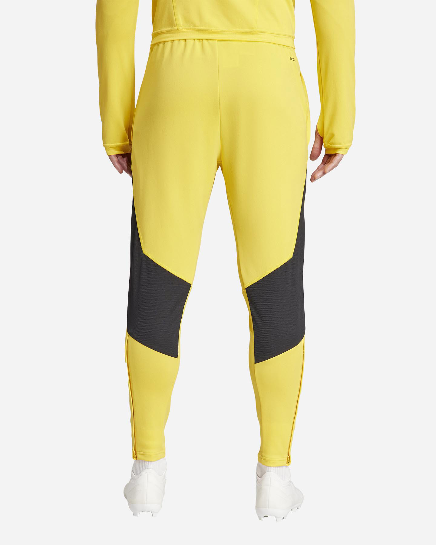 Oficiálne futbalové oblečenie Adidas Juventus 23-24 M IQ0871