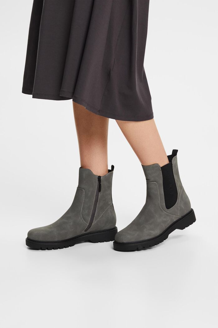 Stiefel in Leder-Optik