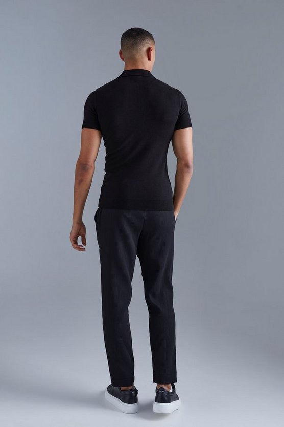 Kurzärmliges Muscle-Fit Poloshirt mit halbem Reißverschluss