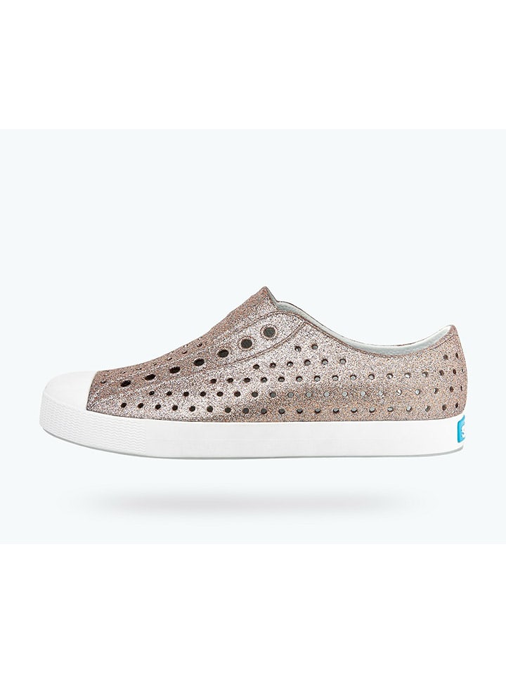 Native Slipper in Hellbraun/ Weiß günstig kaufen