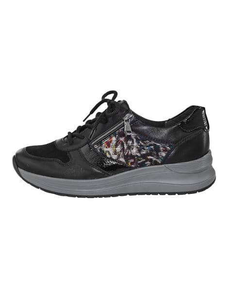 Schnürschuh