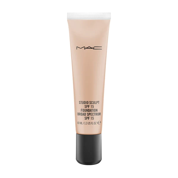 Studio Sculpt SPF 15 puder - tečni puder