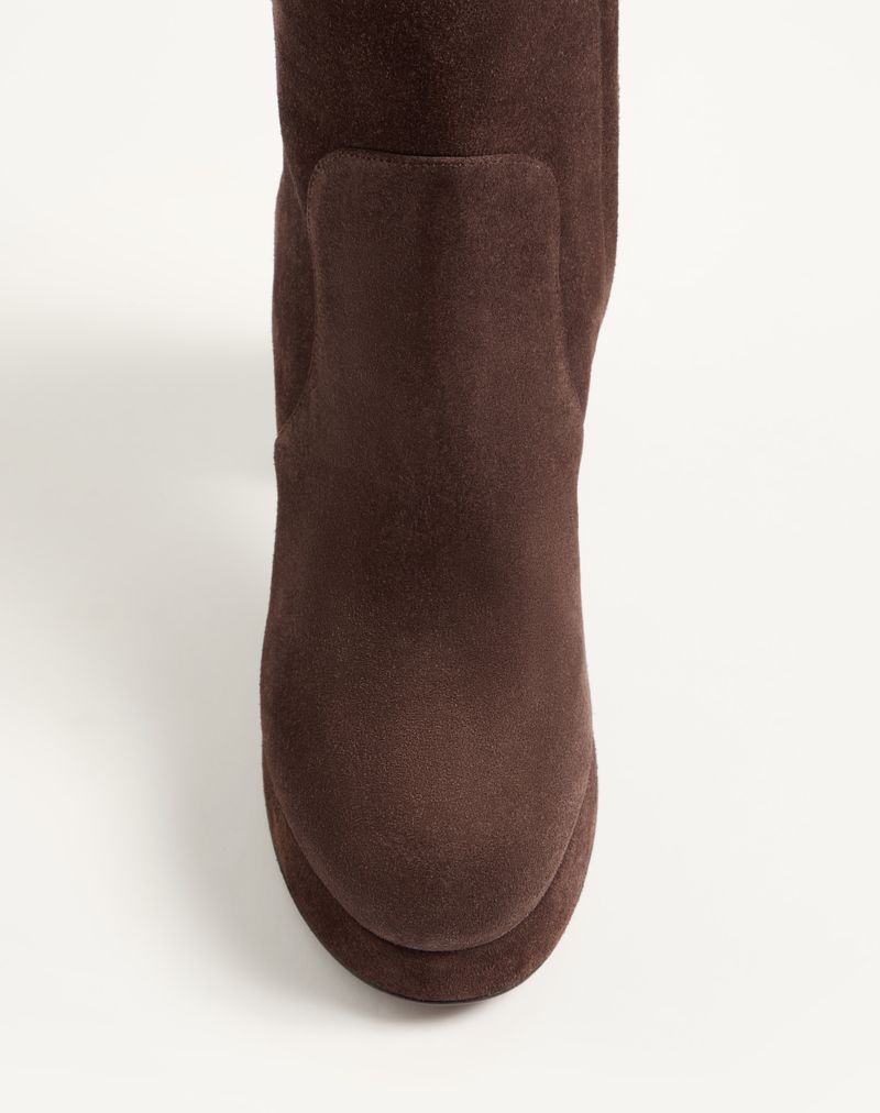 Bota de cano curto com plataforma Fawcette de 90 mm em couro rachado