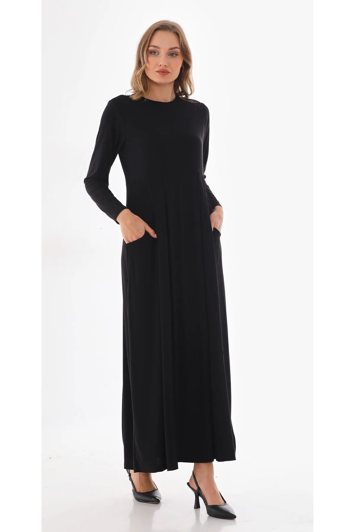 medipek  Edles Hijab-Kleid. Allover-Plisseekleid