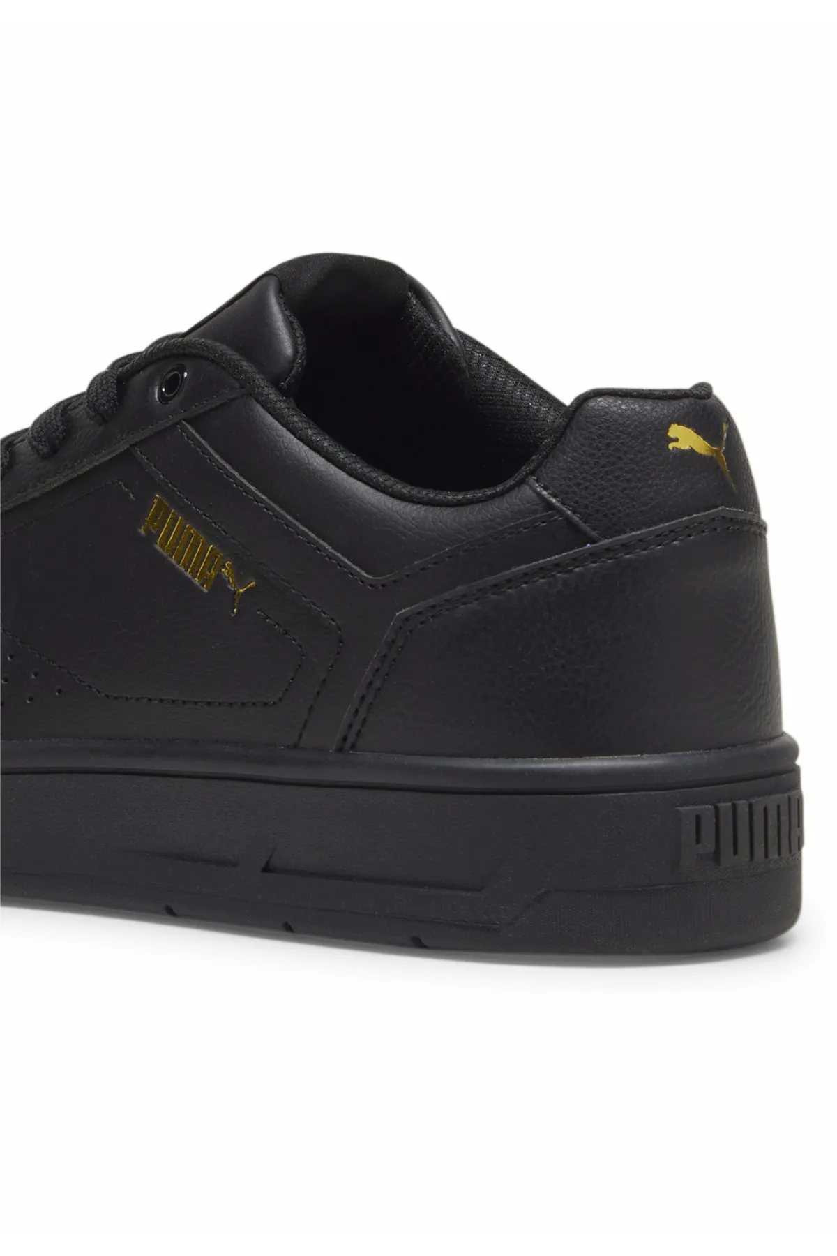 Puma  Klassischer Court-Sneaker
