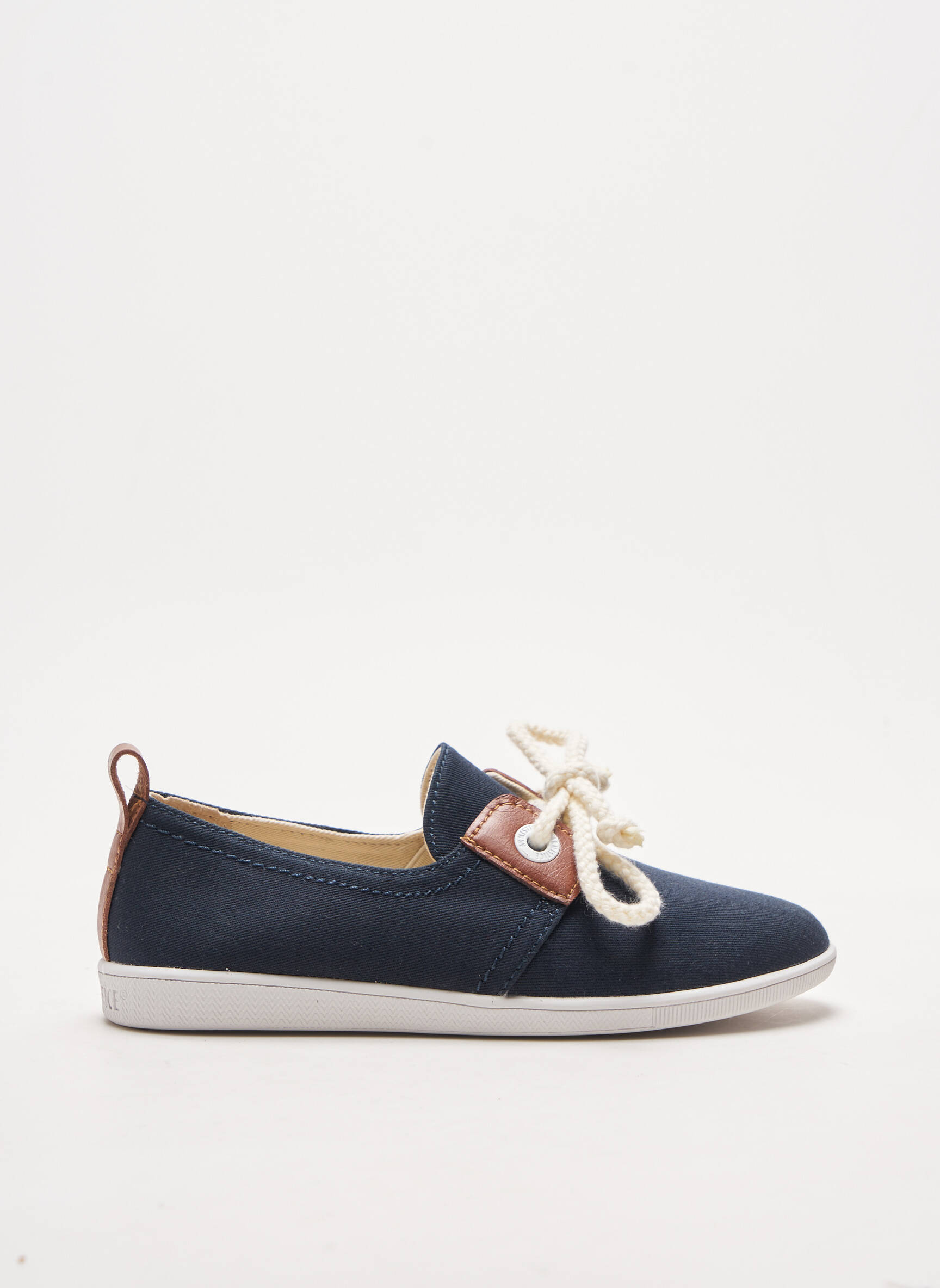 Armistice Baskets Enfant couleur bleu