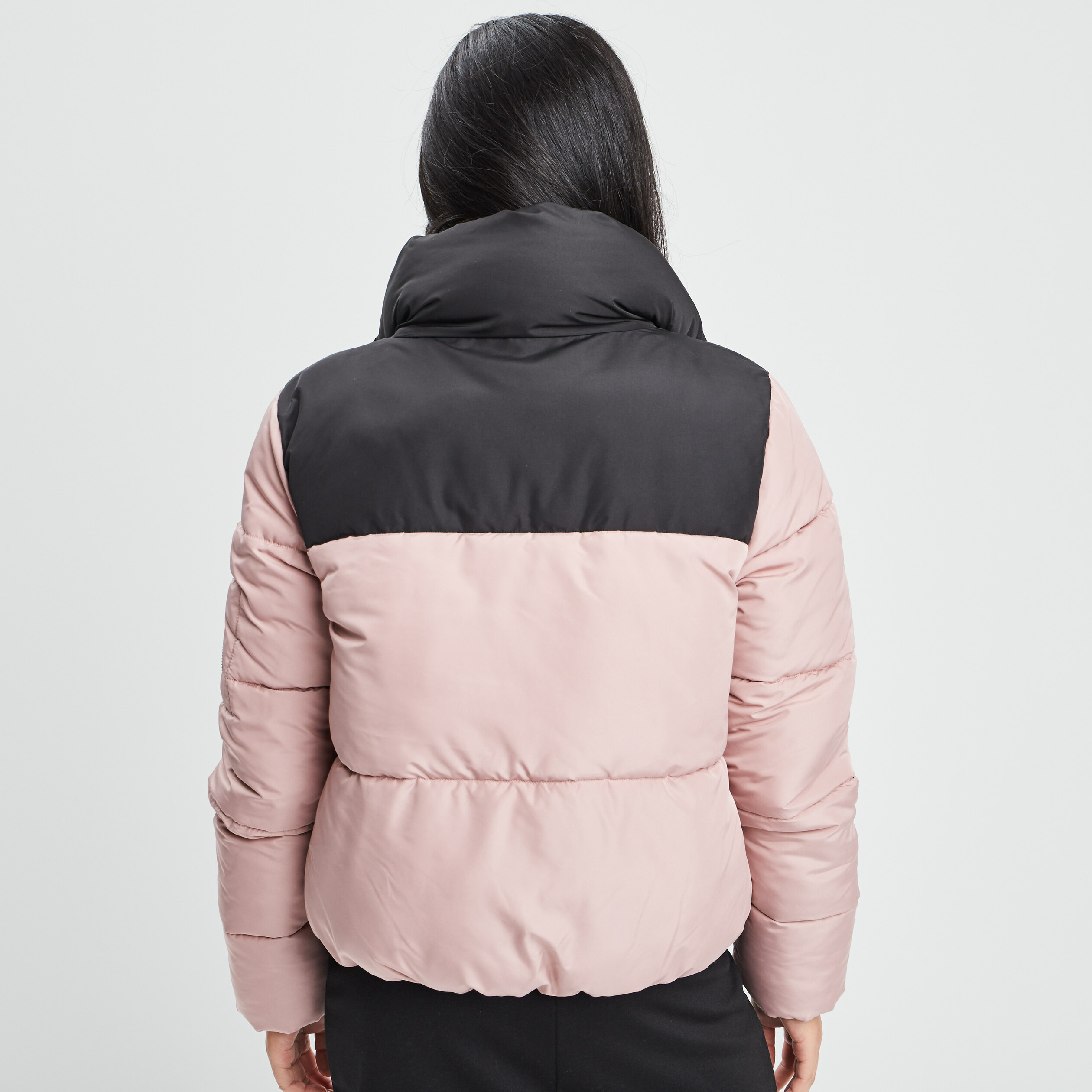 Doudoune droite courte rose poudrée femme | La Halle