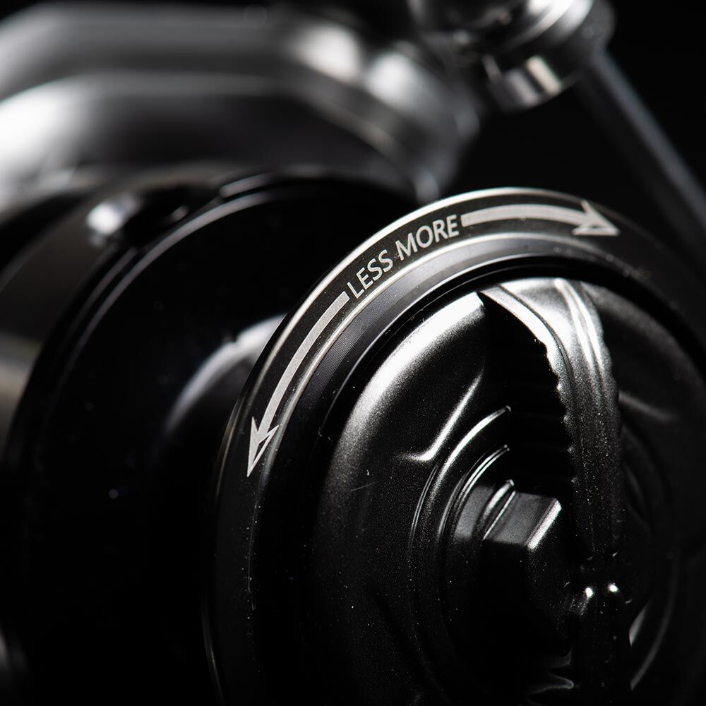 Naviják Savage Gear SGS6, velikost 14.000