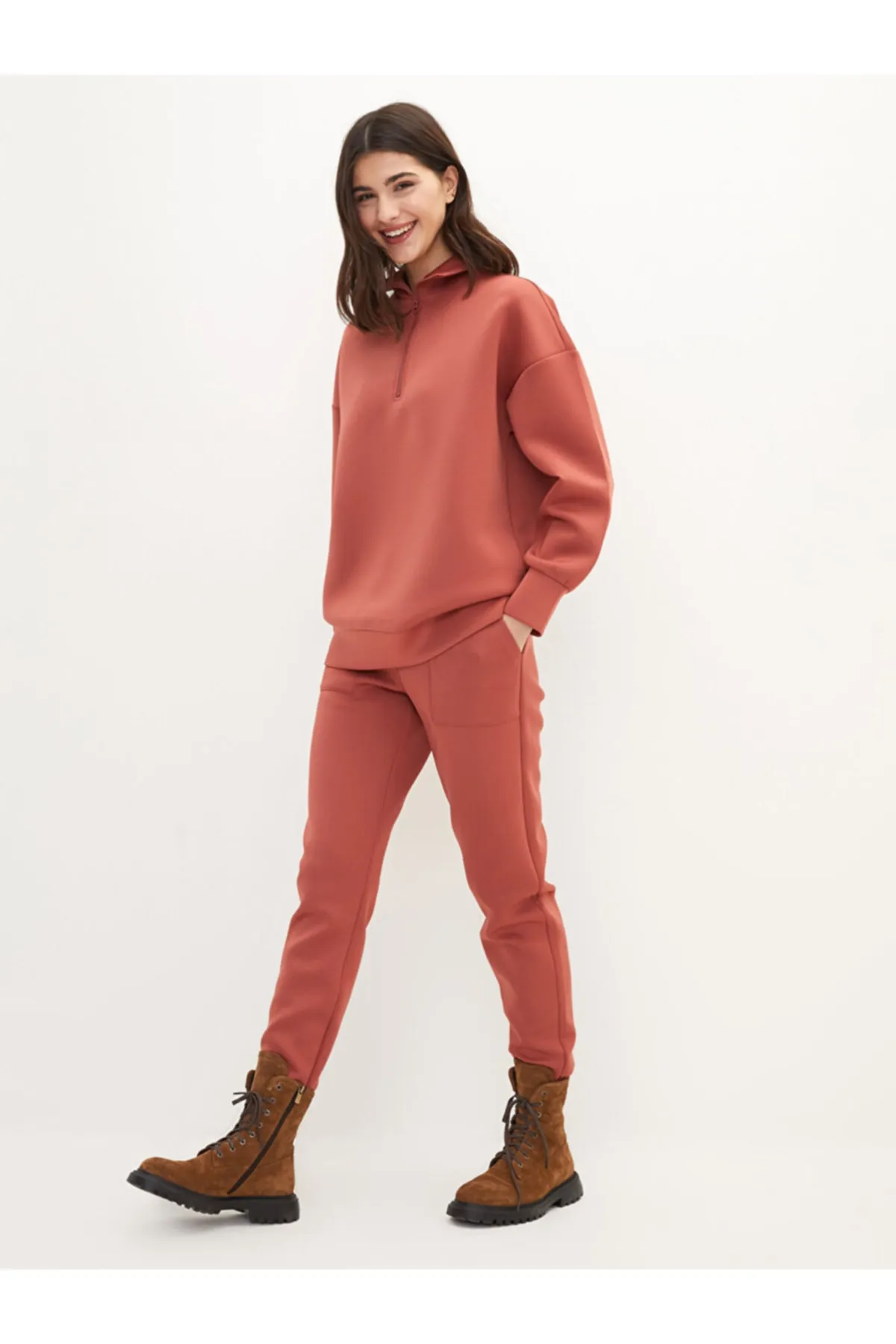 LC Waikiki  Jogginghose - Rot - Relaxed