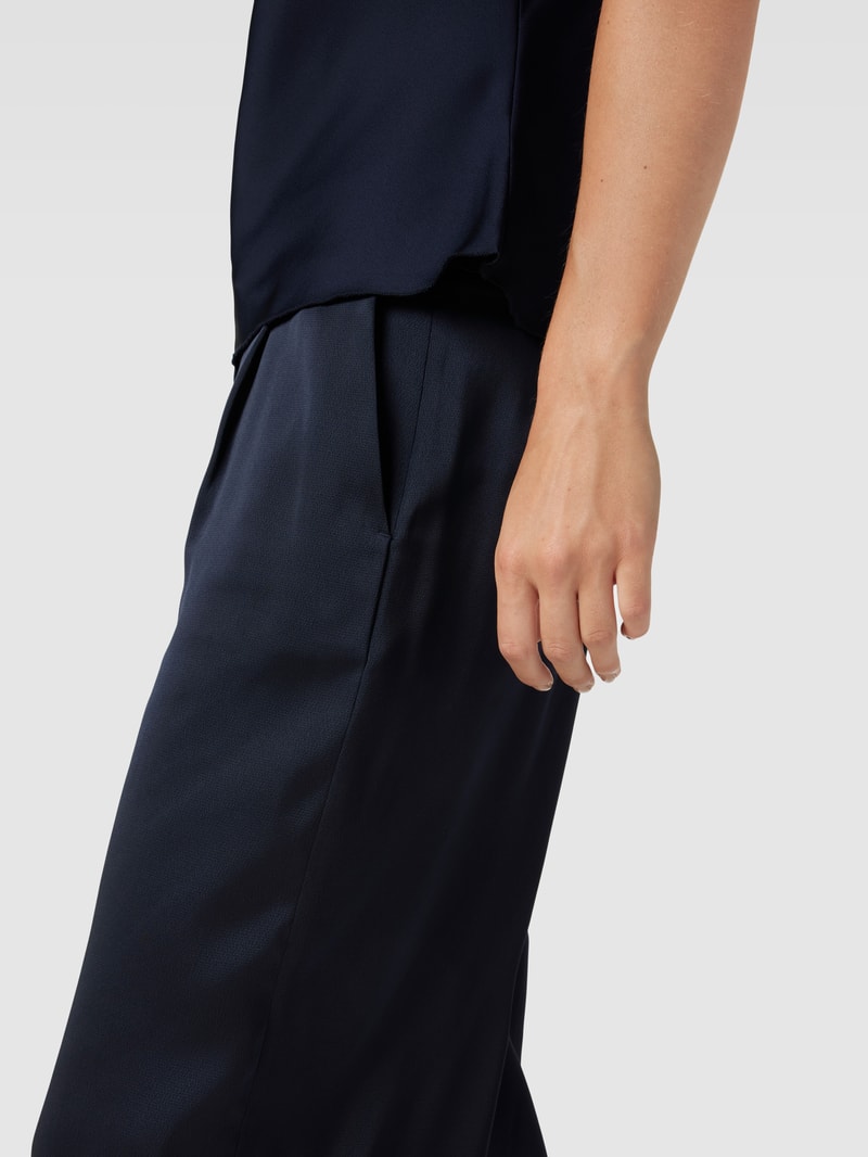Hose mit Eingrifftaschen in dunkelblau