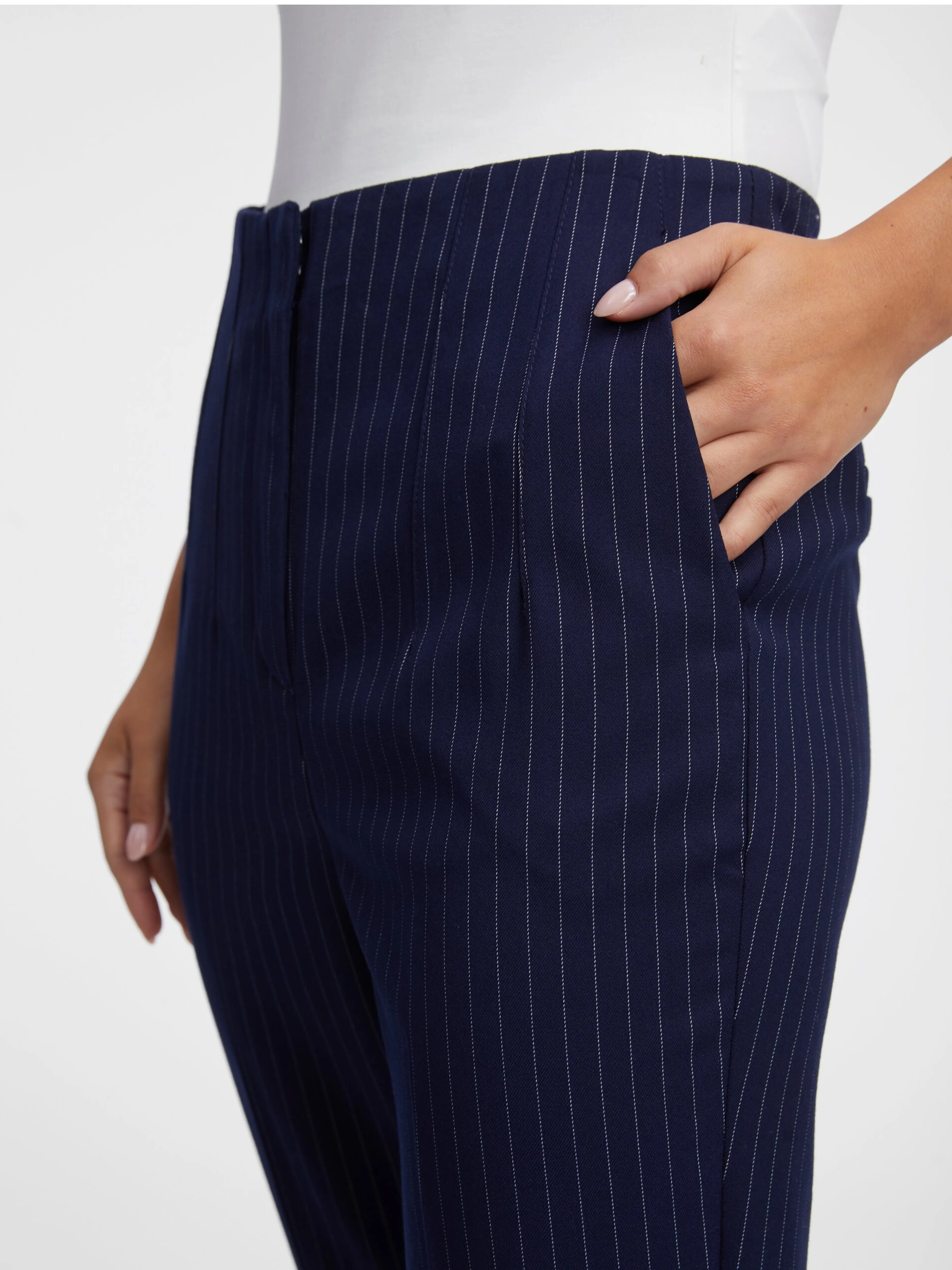 Dunkelblau gestreifte Damenhose ORSAY