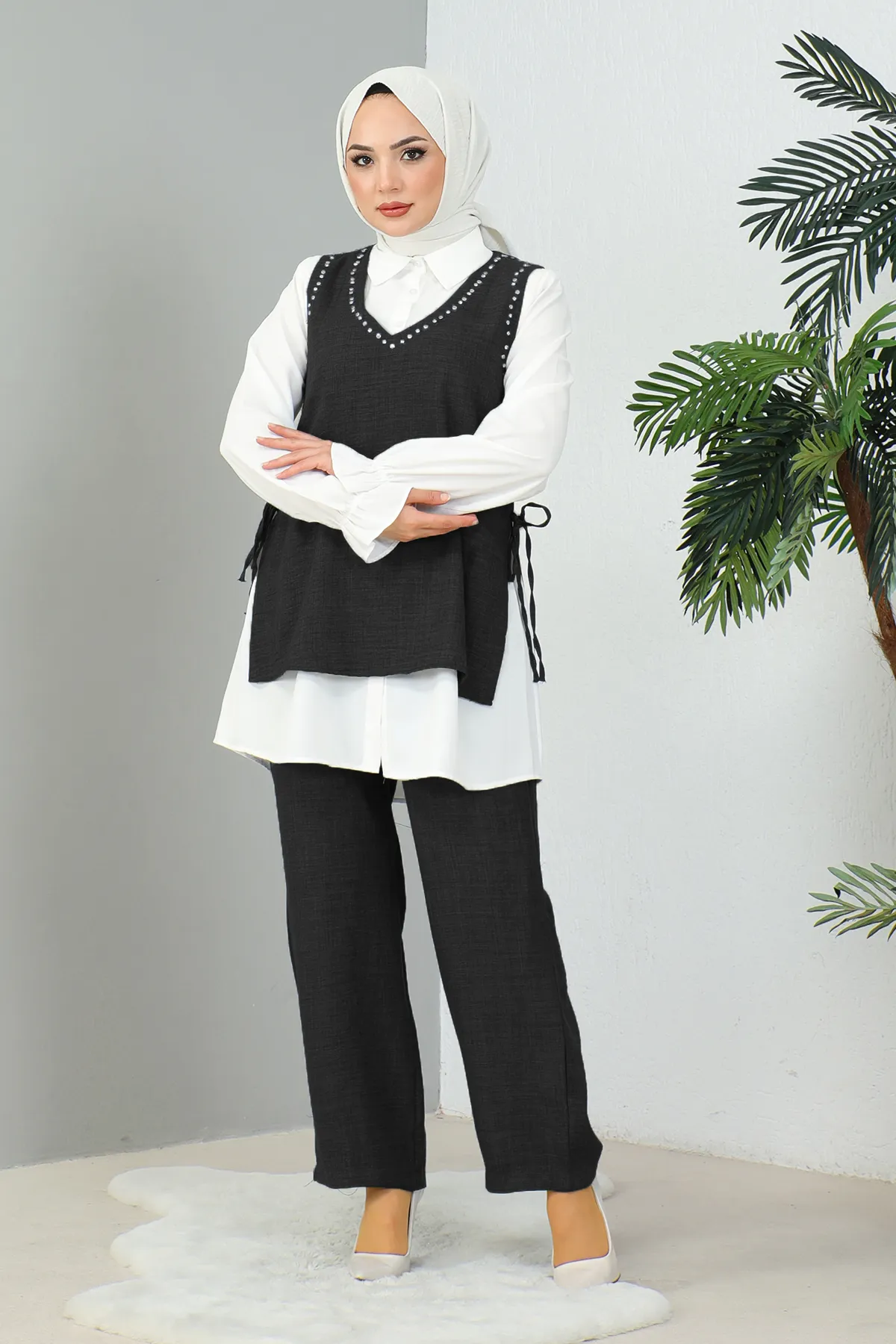 MODAQU  Schwarzes Leinen-Dreierset - Steindetails
