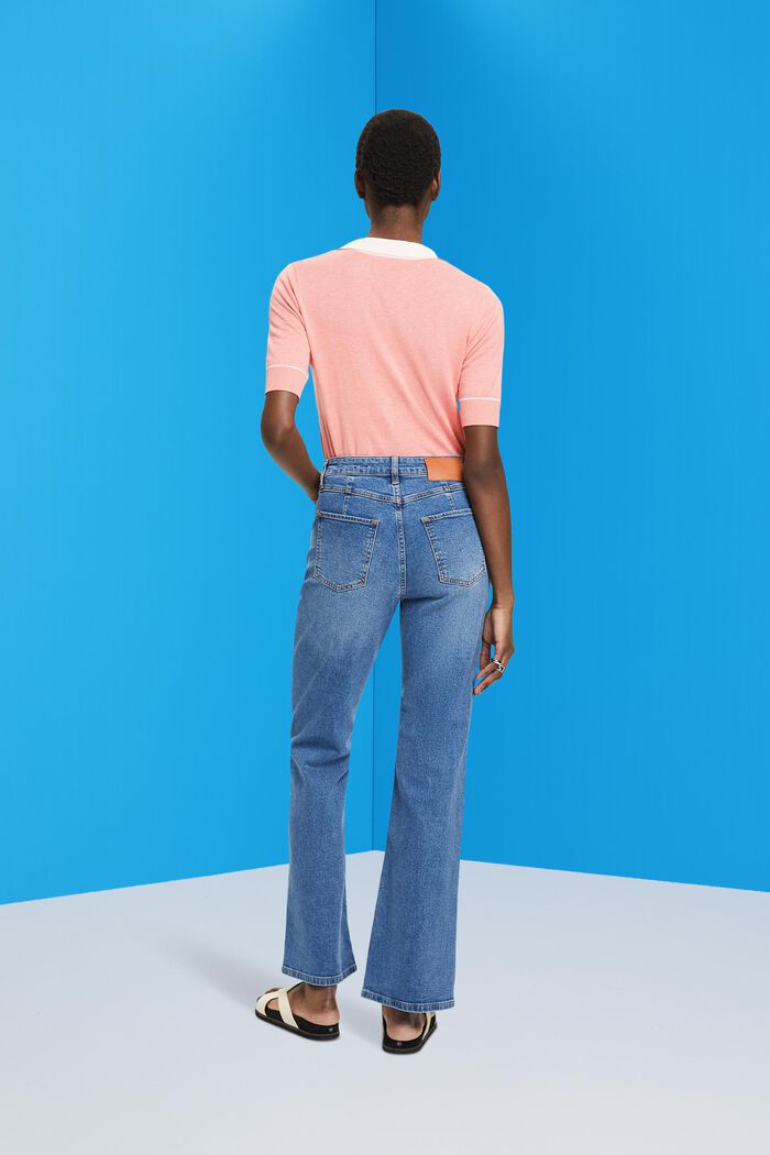 Bootcut-Jeans mit markanter Passe