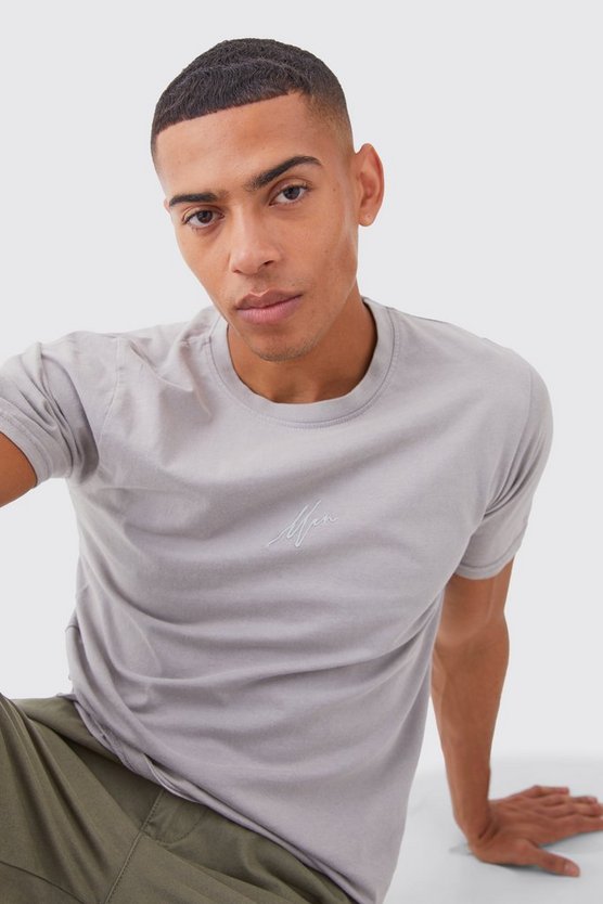 Slim-Fit Man Rundhals T-Shirt mit Acid-Waschung