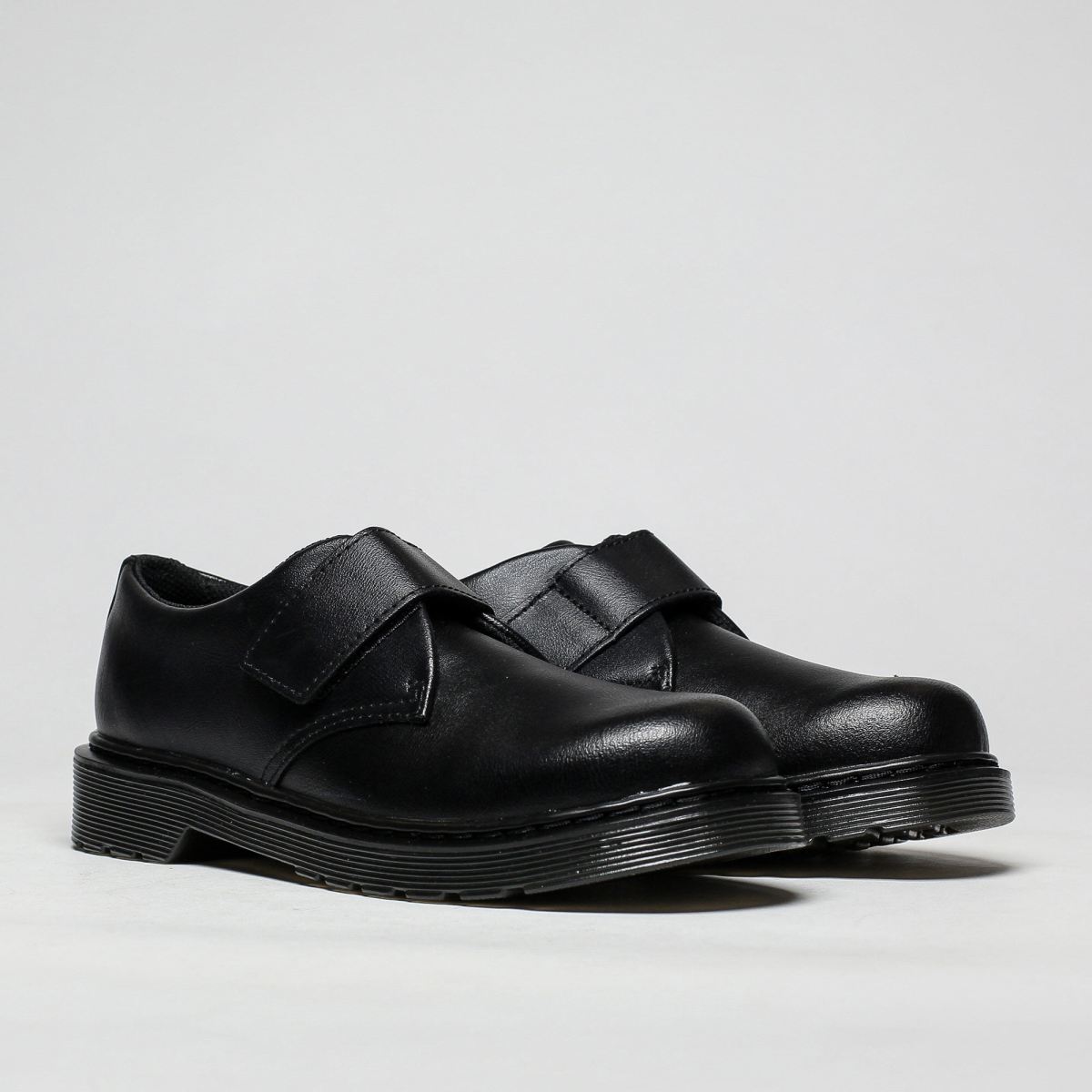 Dr. Martens fekete Kamron fiú junior cipő